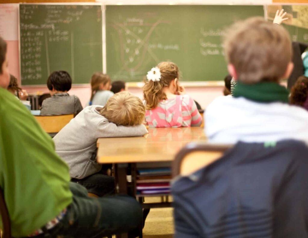 Enfant surdoué à l'école