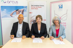 signatures convention Fondation Cancer - Europa Donna , La Fondation Cancer et Europa Donna lancent un service : Aide familiale pour parents atteints d’un Cancer