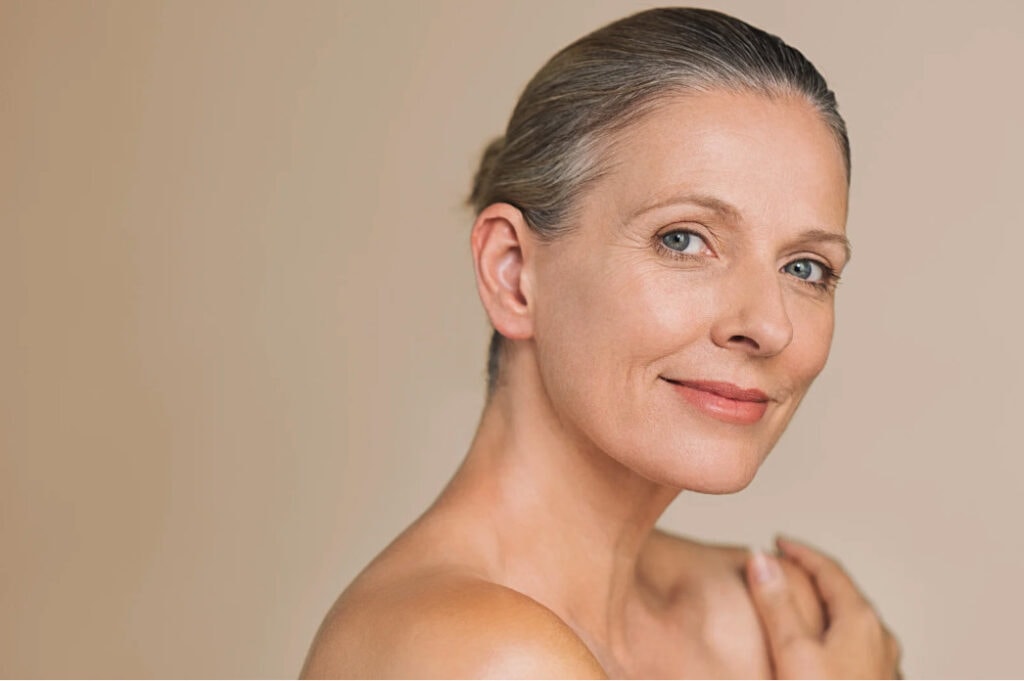 Beauté des seniors, belle femme senior