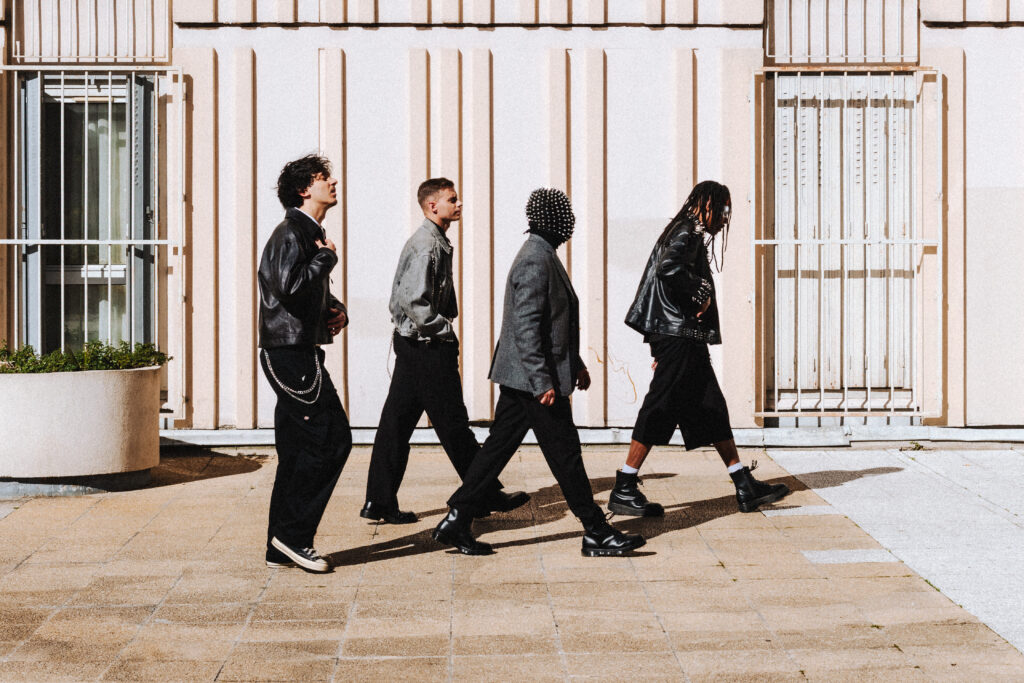 Skip The Use, le groupe dans la rue